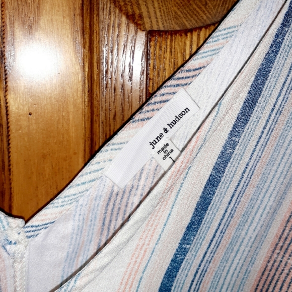 June & Hudson | Short Sleeve Stripe Print Jumpsuit - Picture 9 of 10